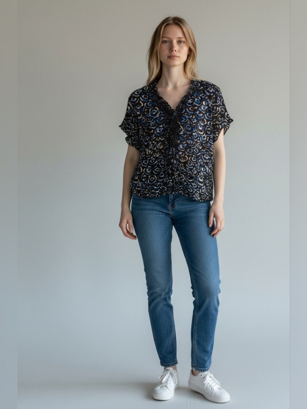 Merona Cap Sleeve Blue/Black/White Design Ruffled V-Neck Nylon Blouse Top Sz XXL